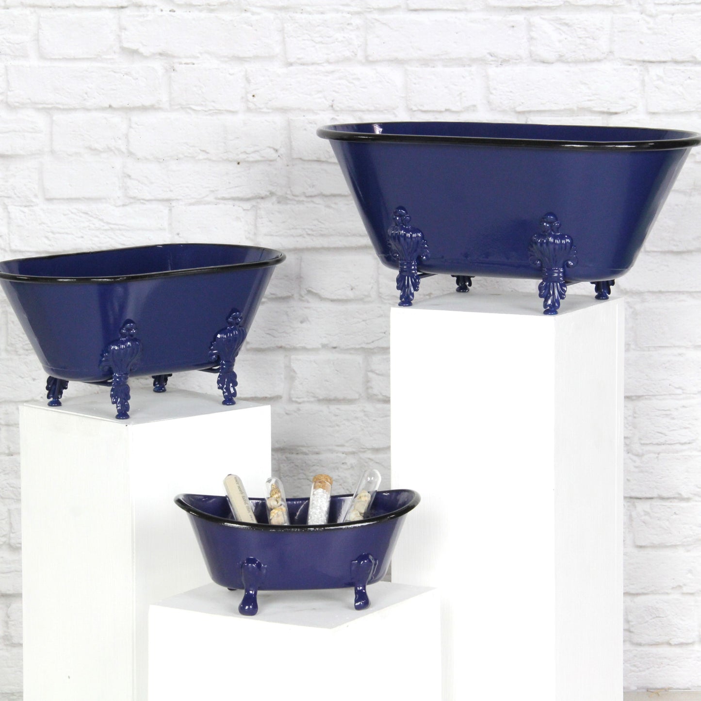 Royal Blue Bathtub Decorative Sculpture