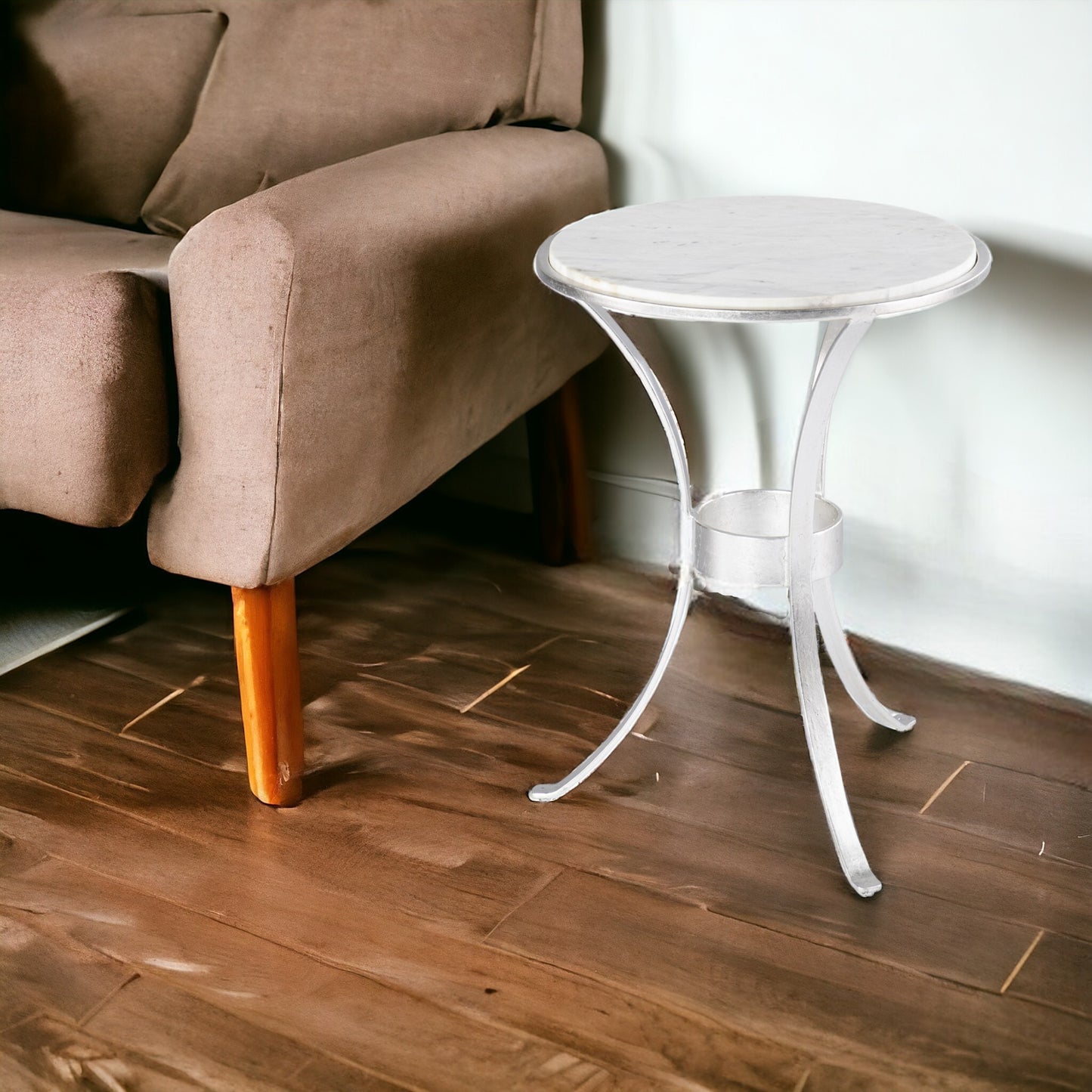 23" Silver And White Marble Curvy Leg Round End Table