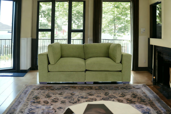 84 Forest Green And Dark Brown Loveseat