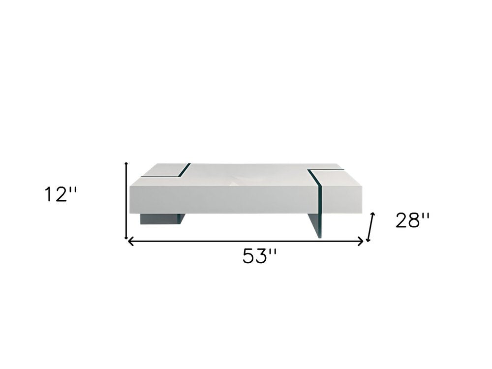 Measurement chart of a rectangular object with dimensions labeled.